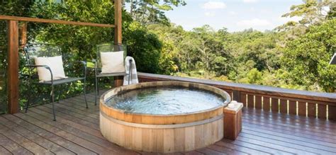 wellness retreats sunshine coast.